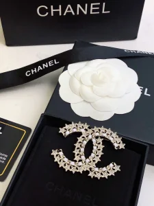 Essenceofluxury Womens Jewelry Chanel Crystal Multi Star Brooch A152PP180 AA199939