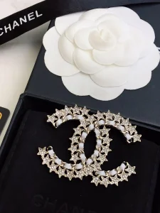 Essenceofluxury Womens Jewelry Chanel Crystal Multi Star Brooch A152PP180 AA199939
