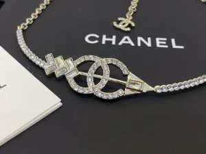Essenceofluxury Womens Jewelry Chanel Crystals CC Logo Arrow Necklaces A39PP280 AA200206