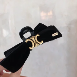 Essenceofluxury Womens Jewelry Celine Triomphe Hair Clip A152PP180 AA200460