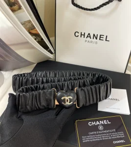 Essenceofluxury Womens Belts Chanel CC Logo Black Heart Leather Belt A152PP280 AA201132