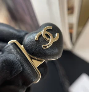 Essenceofluxury Womens Belts Chanel CC Logo Black Heart Leather Belt A152PP280 AA201132