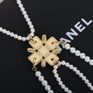 Essenceofluxury Womens Jewelry Chanel Pearls Necklaces A39PP380 AA201417