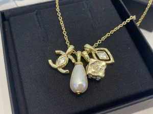 Essenceofluxury Womens Jewelry Chanel Pendant Chain Necklaces A39PP280 AA201681