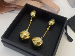 Essenceofluxury Womens Jewelry Miu Miu Metal and Pearl Earrings A39PP180 AA201687