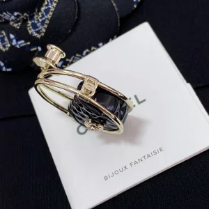 Essenceofluxury Womens Jewelry Chanel Micro Round Bag Brooch Black A152PP180 AA203723