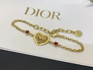 Essenceofluxury Womens Jewelry Dior Heart Pendant Bracelet A39PP180 AA203895