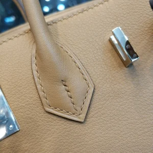 Essenceofluxury Womens Handbags Hermes Birkin 25 Tan Swift Bag 25CM A05PP3880 AA205084