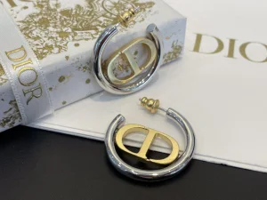 Dior 30 Montaigne Earrings