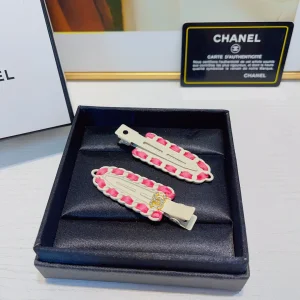Chanel CC Logo Chain Hair Clip