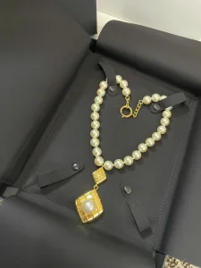 Chanel Pearls Pendant Necklaces