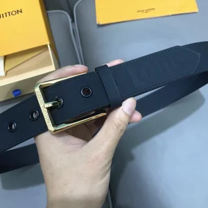 Louis Vuitton Black Leather Belt 35MM