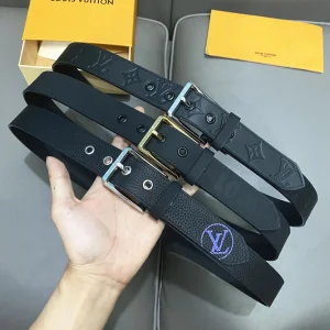 Louis Vuitton Black Leather Belt 35MM
