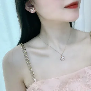 Bvlgari Fiorever Diamonds Earrings