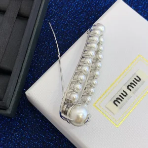 Miu Miu Mather of Pearl Hiar Clips