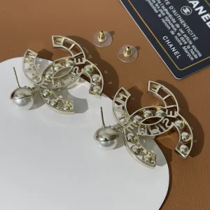 Chanel CC Pearls Earrings