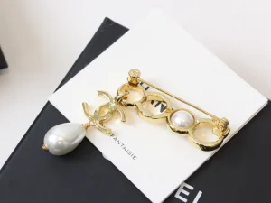 Chanel CC Coco Pearl Brooch