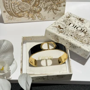 Dior 30 Montaigne Bangle Bracelet Black