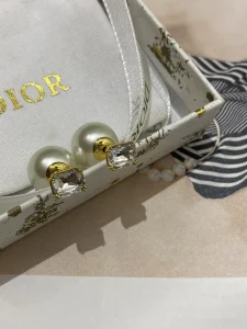 Dior Tribales Pearls Earrings