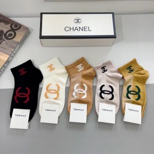 Chanel CC Logo Knitted Socks