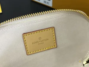Louis Vuitton Sunglasses Pouch White Pink